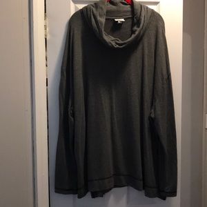 Women’s Plus Size Lightweight Cowl Neck